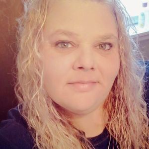 Meet your Posher, Gloria